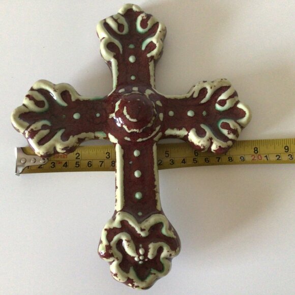 Vintage Ceramic Wall Cross Religious Distressed Burgundy & Cream Glaze Finish - Picture 7 of 7